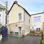 Apartment Le 3 Du Clos Fleuri - Proche Hippodrome Caen