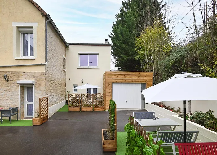 Apartment Le 3 Du Clos Fleuri - Proche Hippodrome Caen